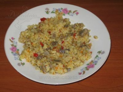 Pilaf cu pipote de pui