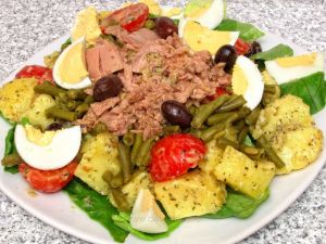 Salată Niçoise