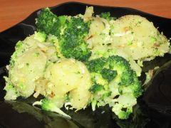 Cartofi cu broccoli