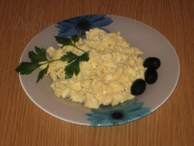 Jumări de ouă cu brânză